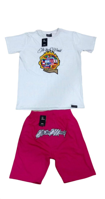 IT’S THE WORLD SIGNATURE TEE & SHORTS SET